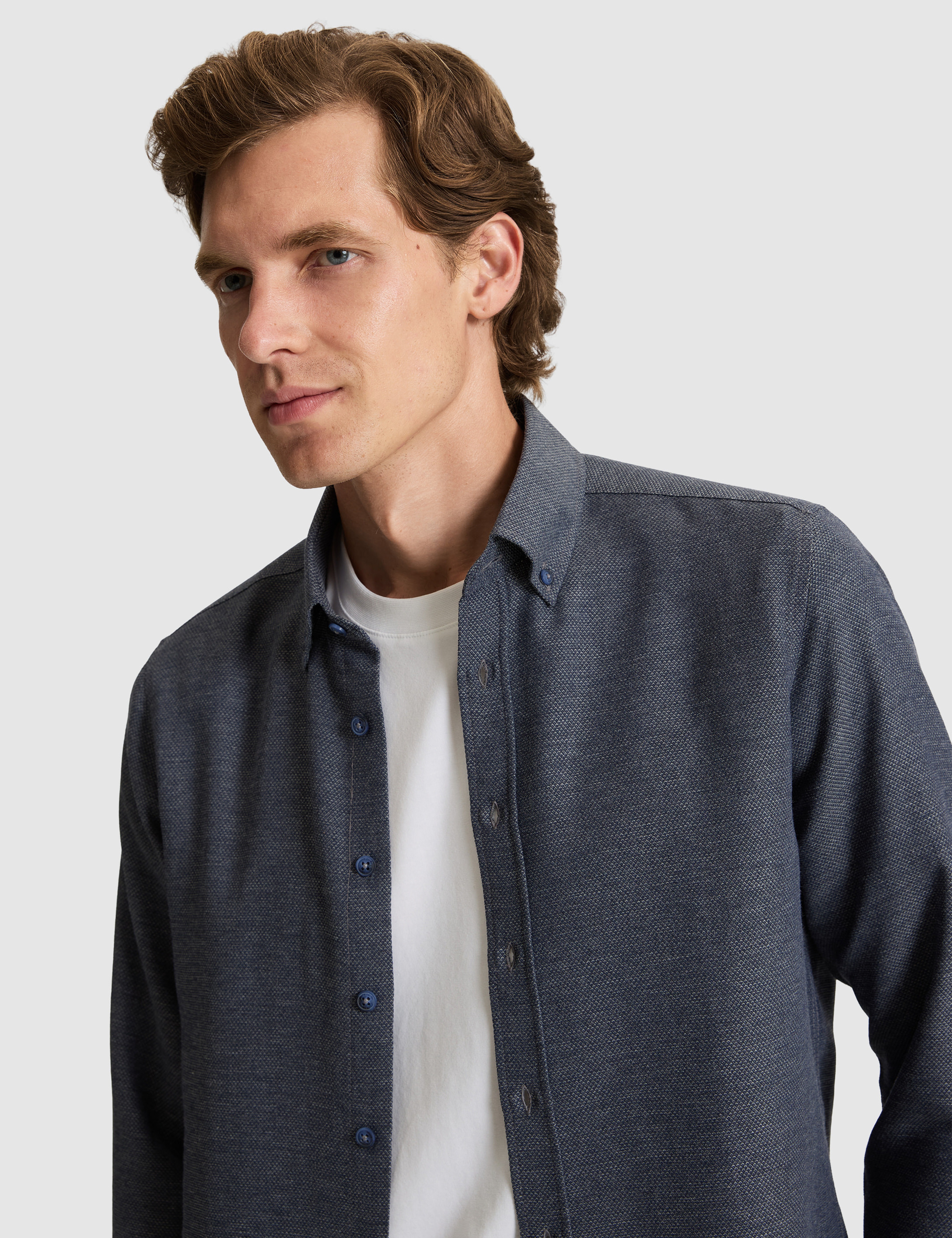 Lacivert Slim Fit Dokulu Uzun Kollu Gömlek - Image 2