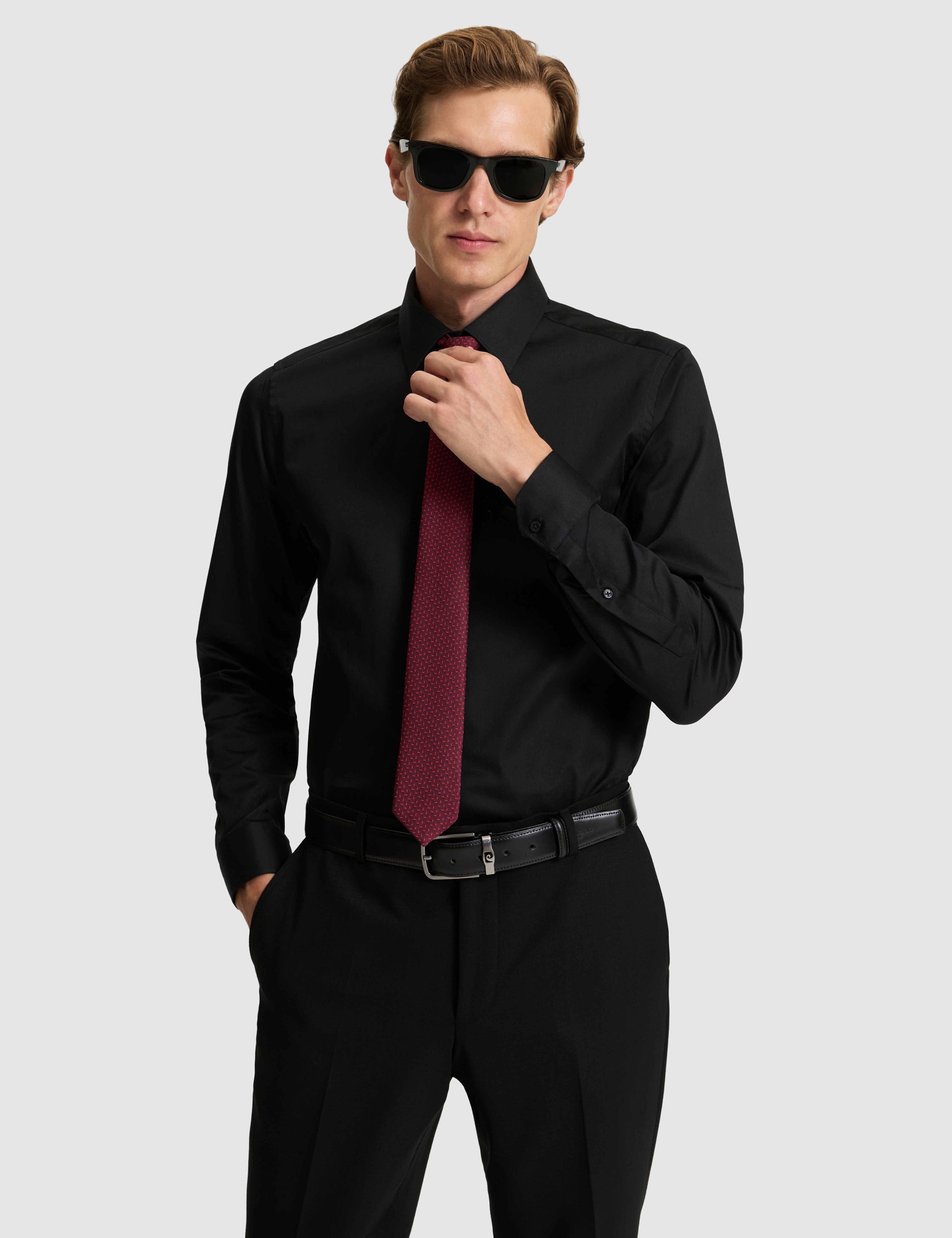 Siyah Slim Fit Uzun Kollu Basic Gömlek - Image 1