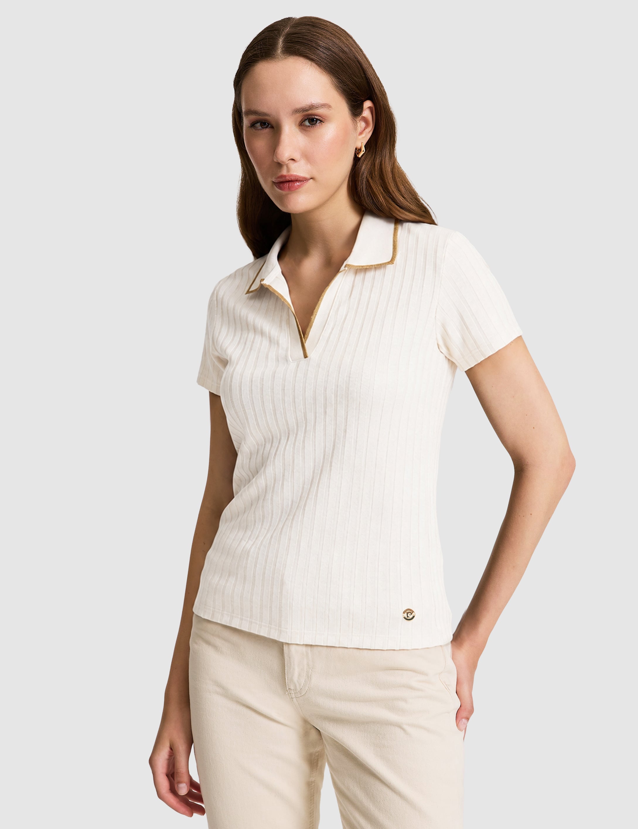 Ekru Slim Fit Basic Tişört - Image 1