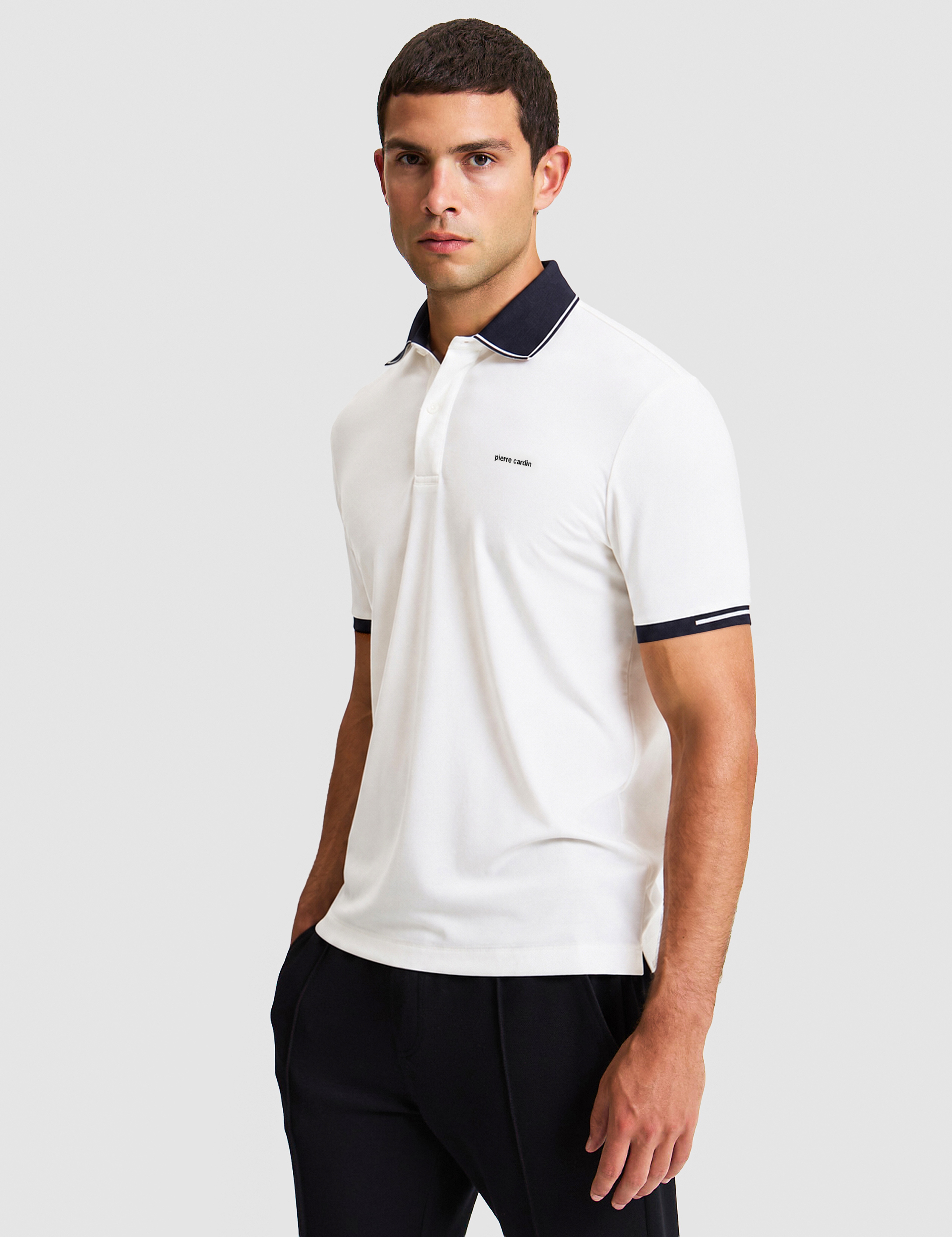 Ekru Regular Fit Düğmeli Polo Yaka Tişört - Image 2