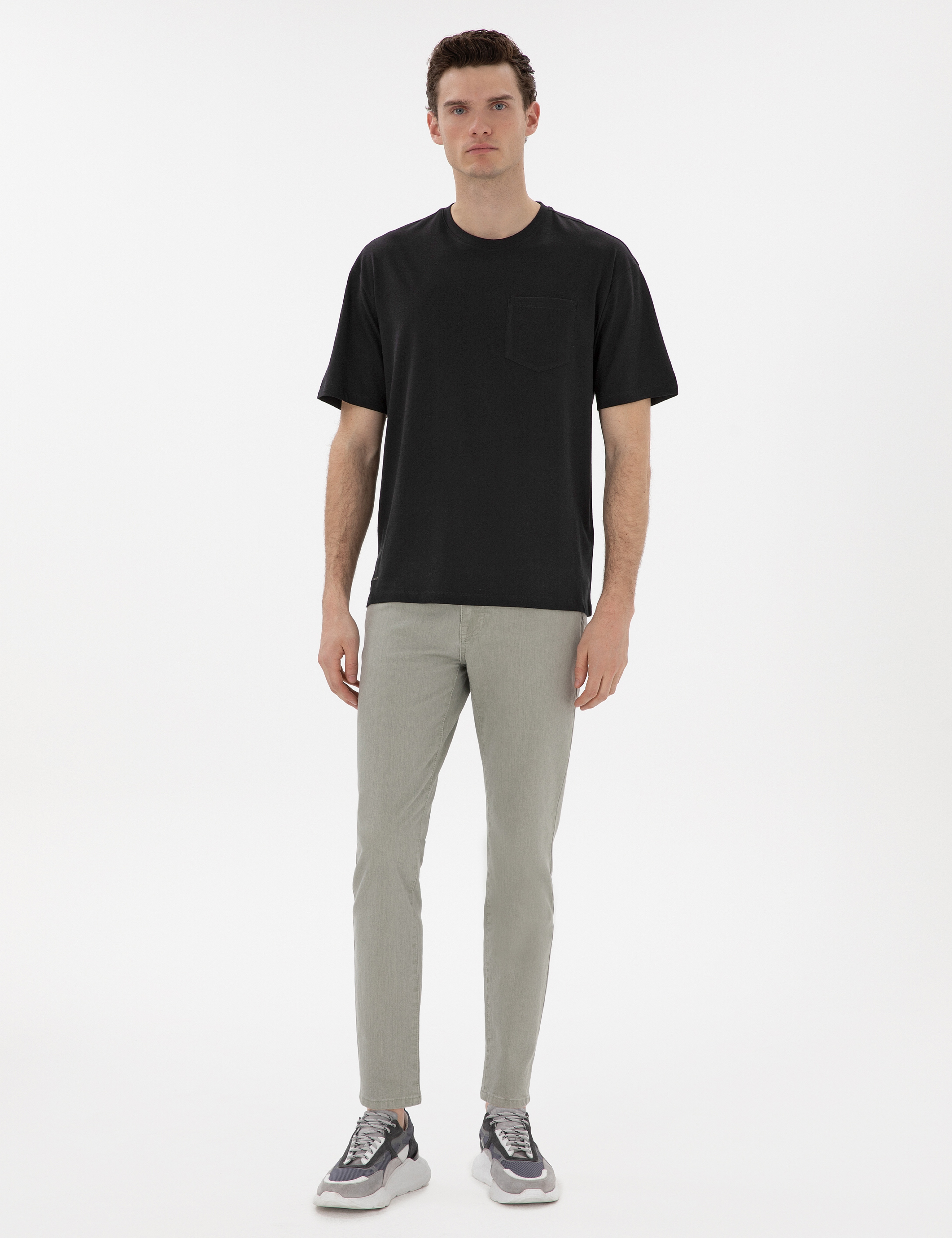 Siyah Comfort Fit %100 Pamuk Bisiklet Yaka Basic Tişört