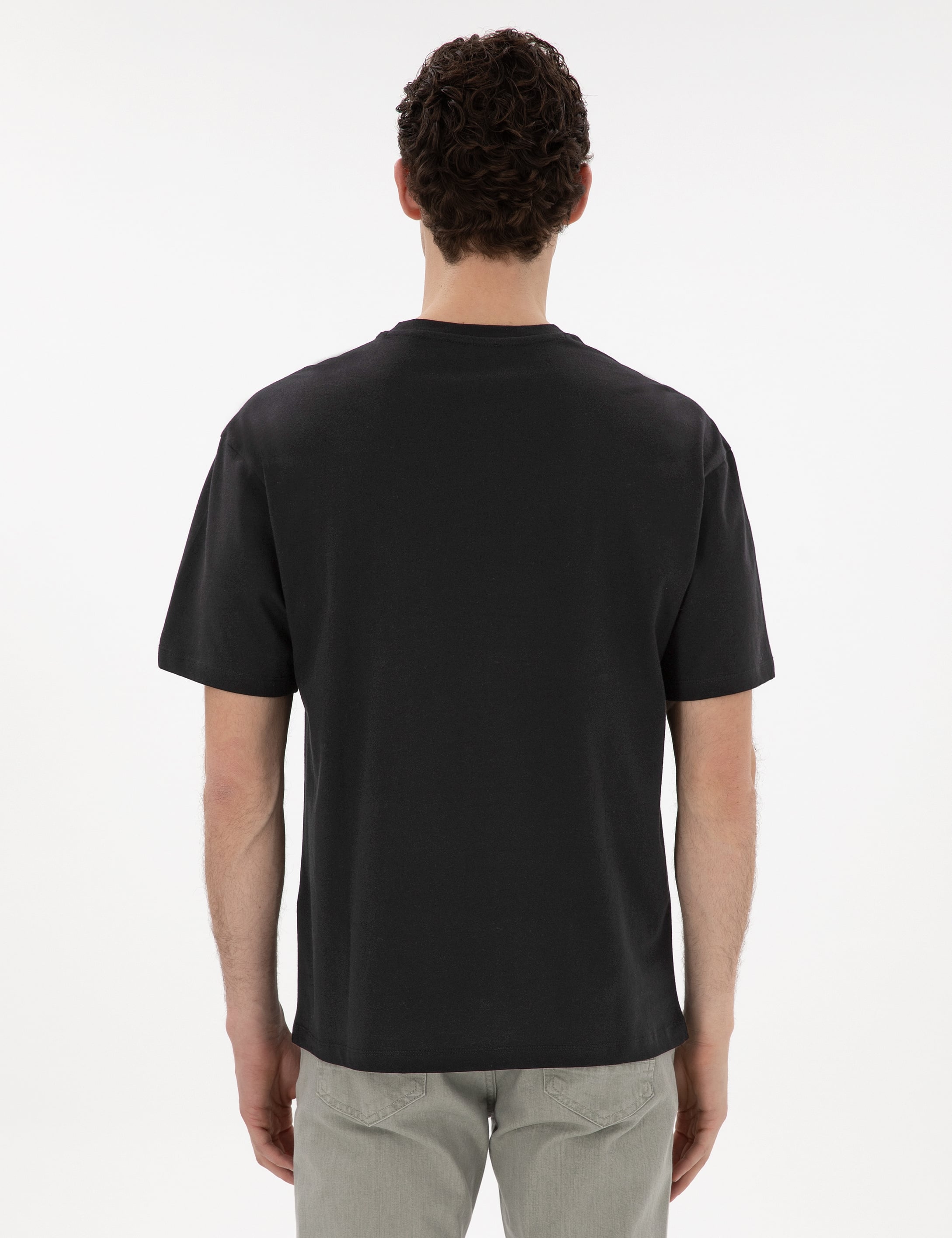 Siyah Comfort Fit %100 Pamuk Bisiklet Yaka Basic Tişört - 50306991014