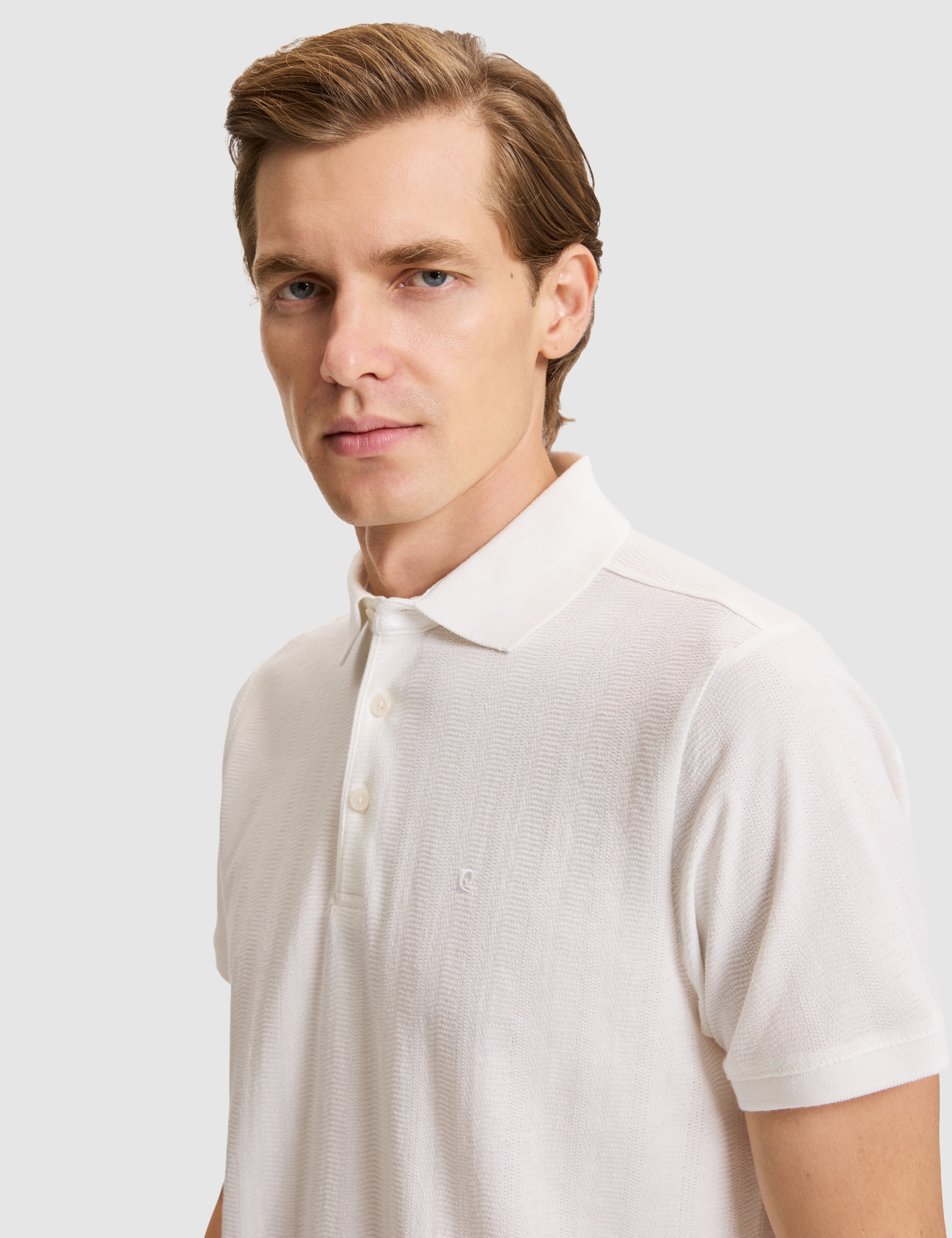 Beyaz Slim Fit Düğmeli Polo Yaka Tişört
