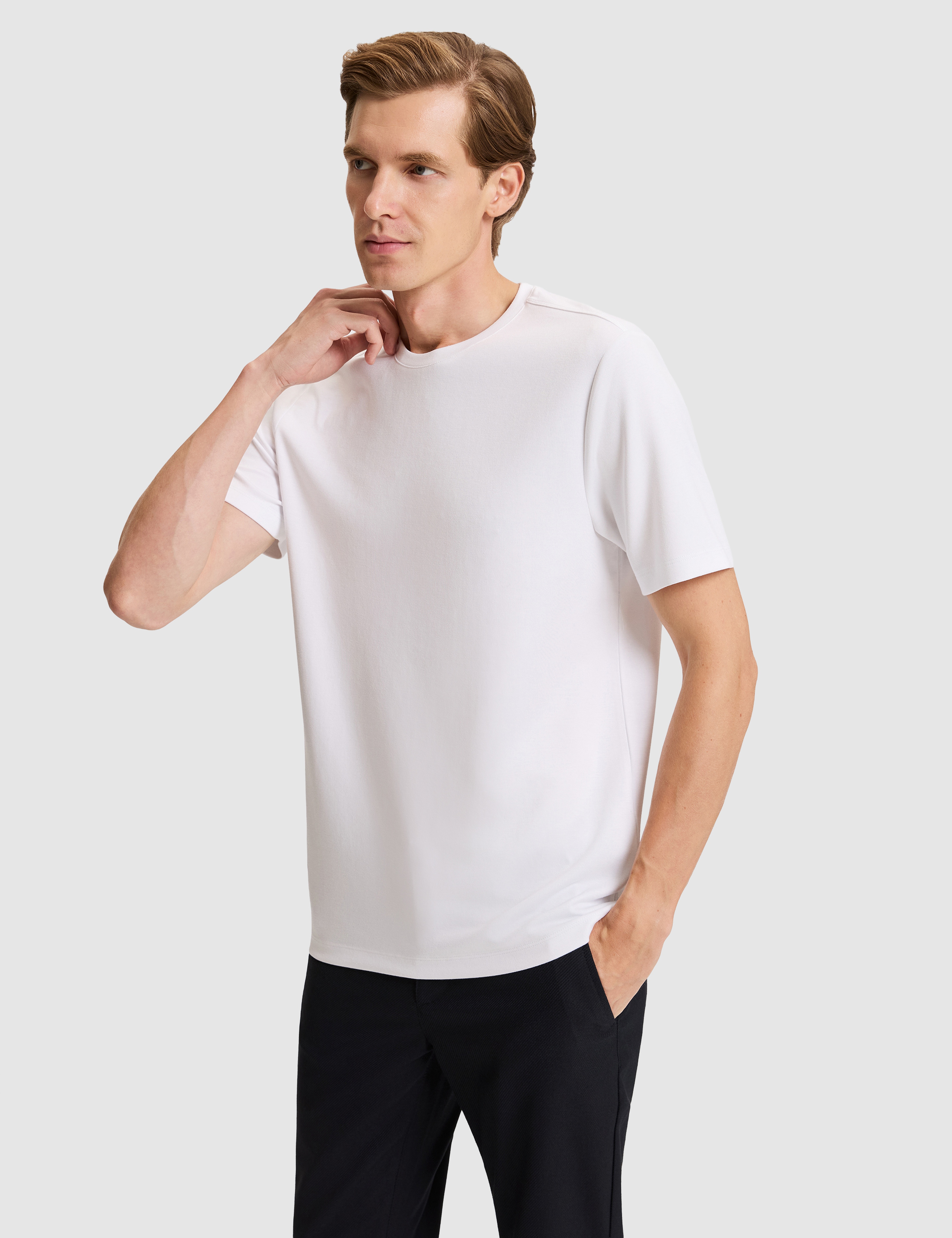 Beyaz Regular Fit Basic Tişört - Image 3