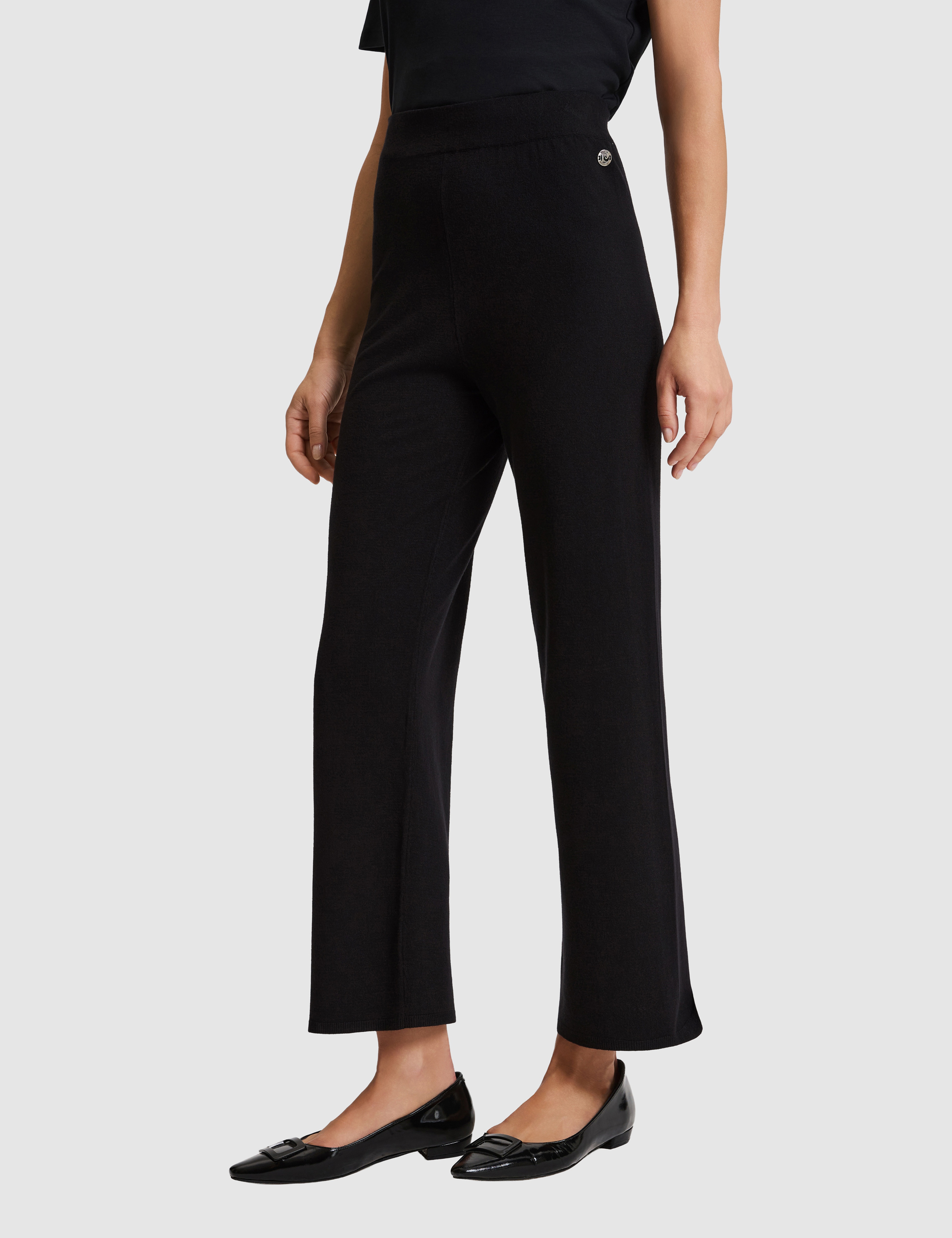 Siyah Loose Fit Triko Pantolon - Image 4