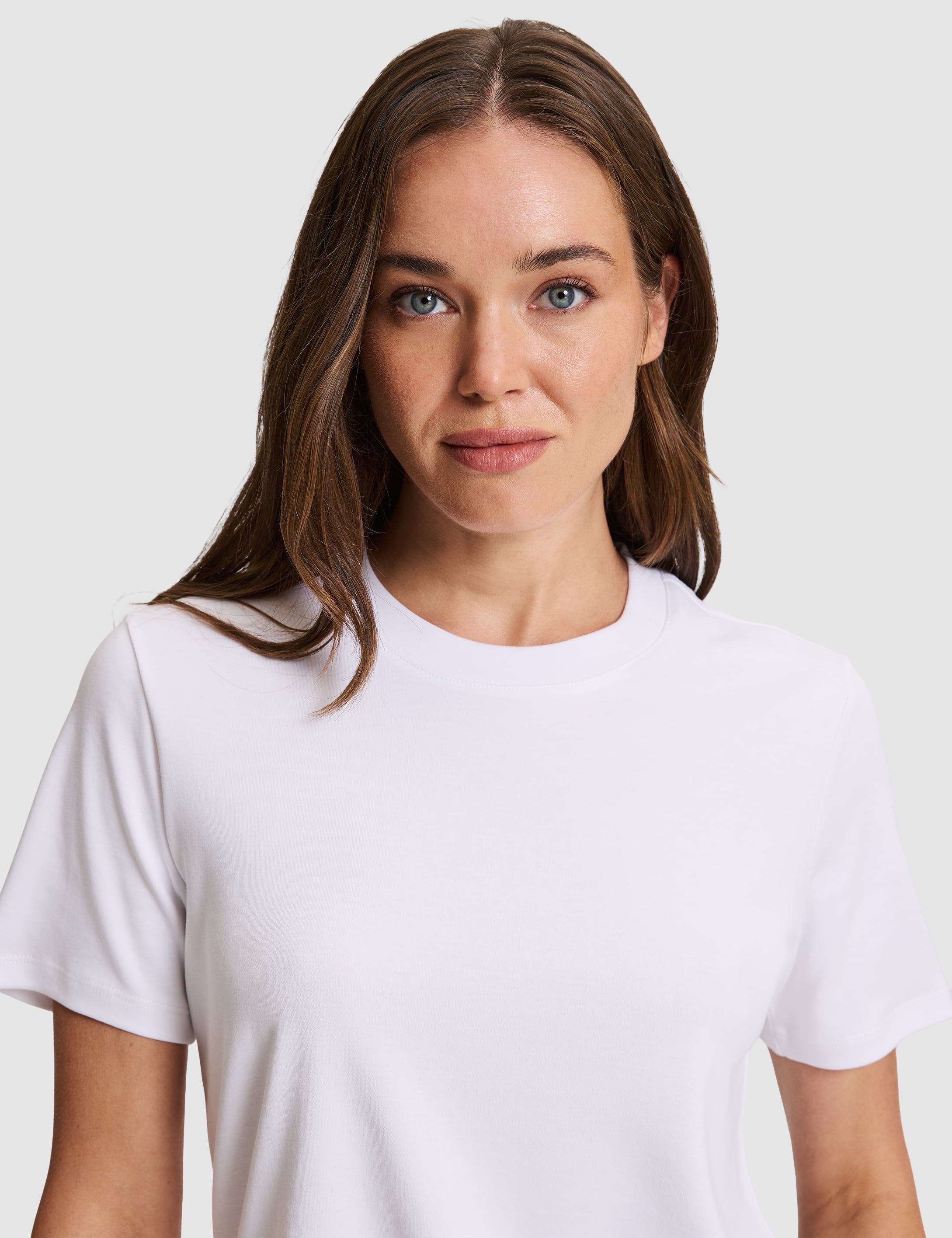Beyaz Regular Fit Basic Tişört