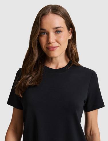 Siyah Regular Fit Basic Tişört