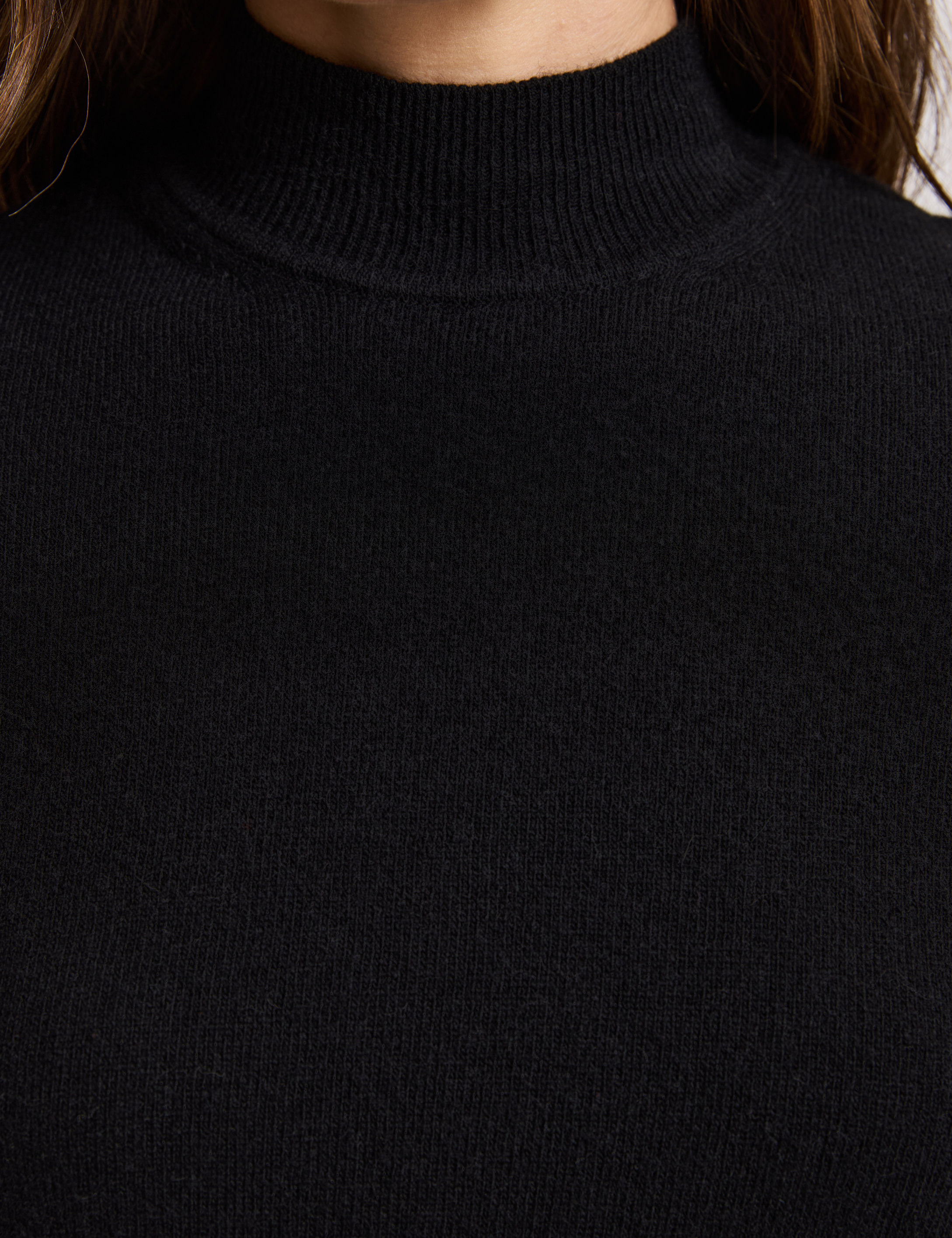 Siyah Yarım Balıkçı Slim Fit Kazak