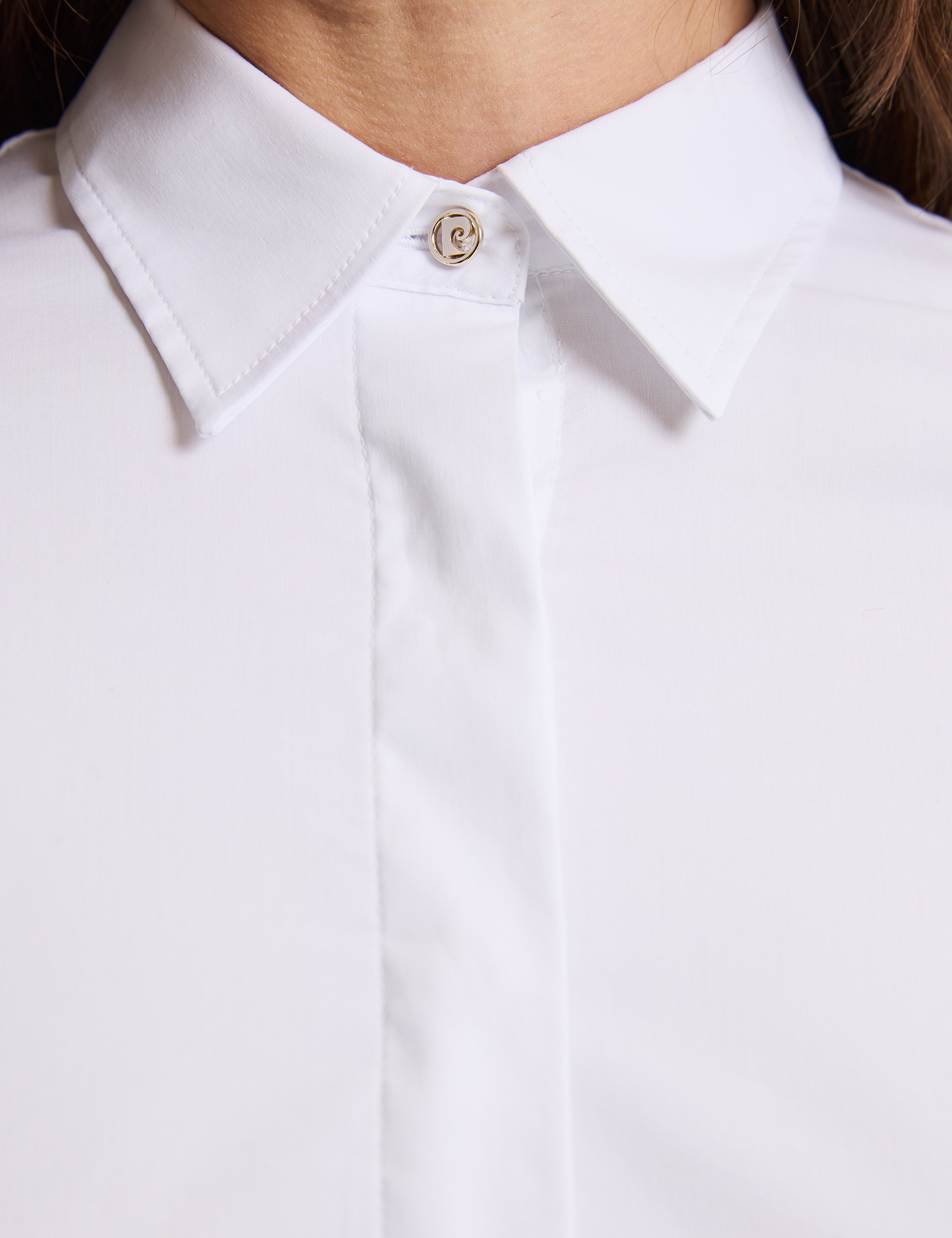 Beyaz Slim Fit Uzun Kollu Gömlek