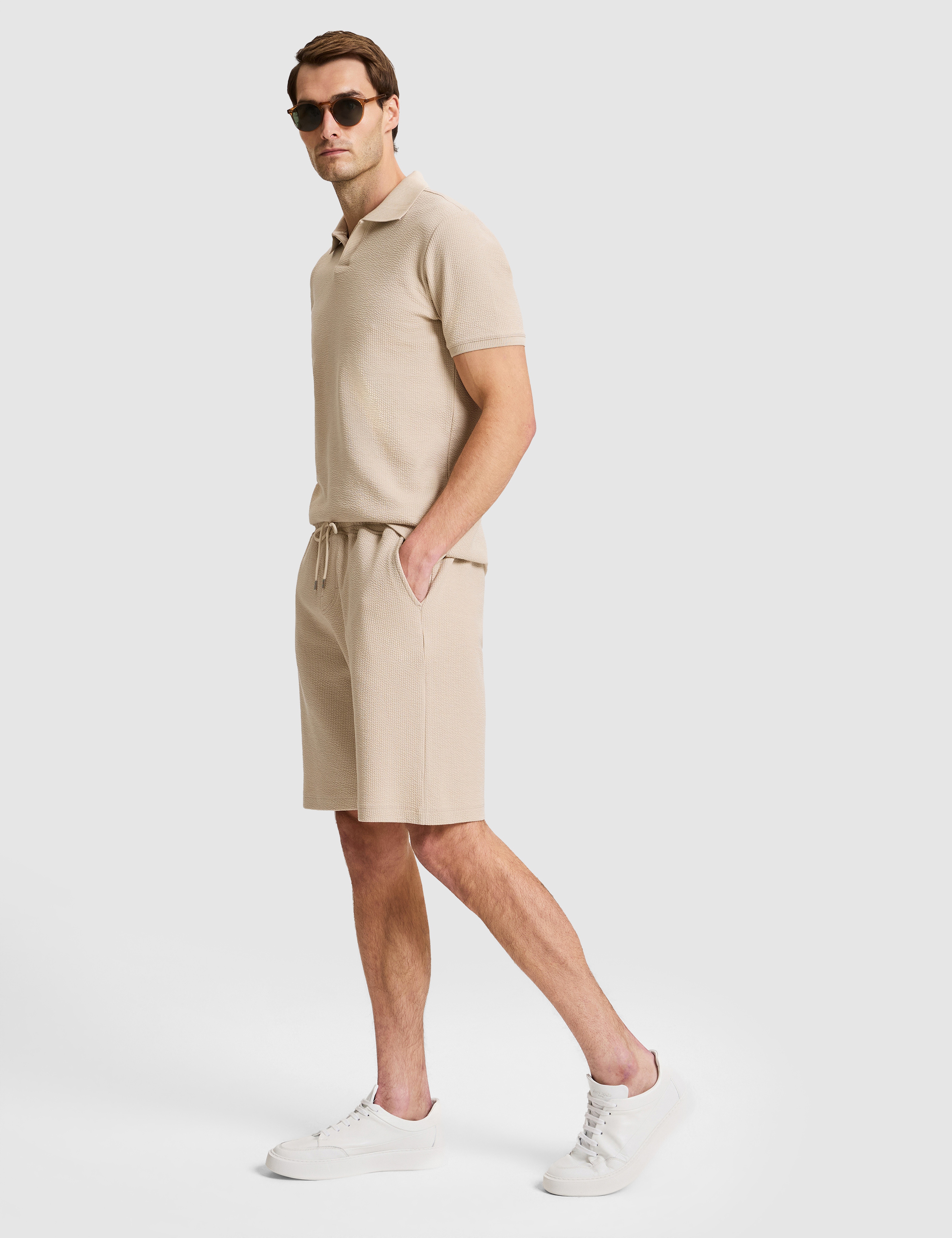 Koyu Bej Comfort Fit Örme Şort - Image 3