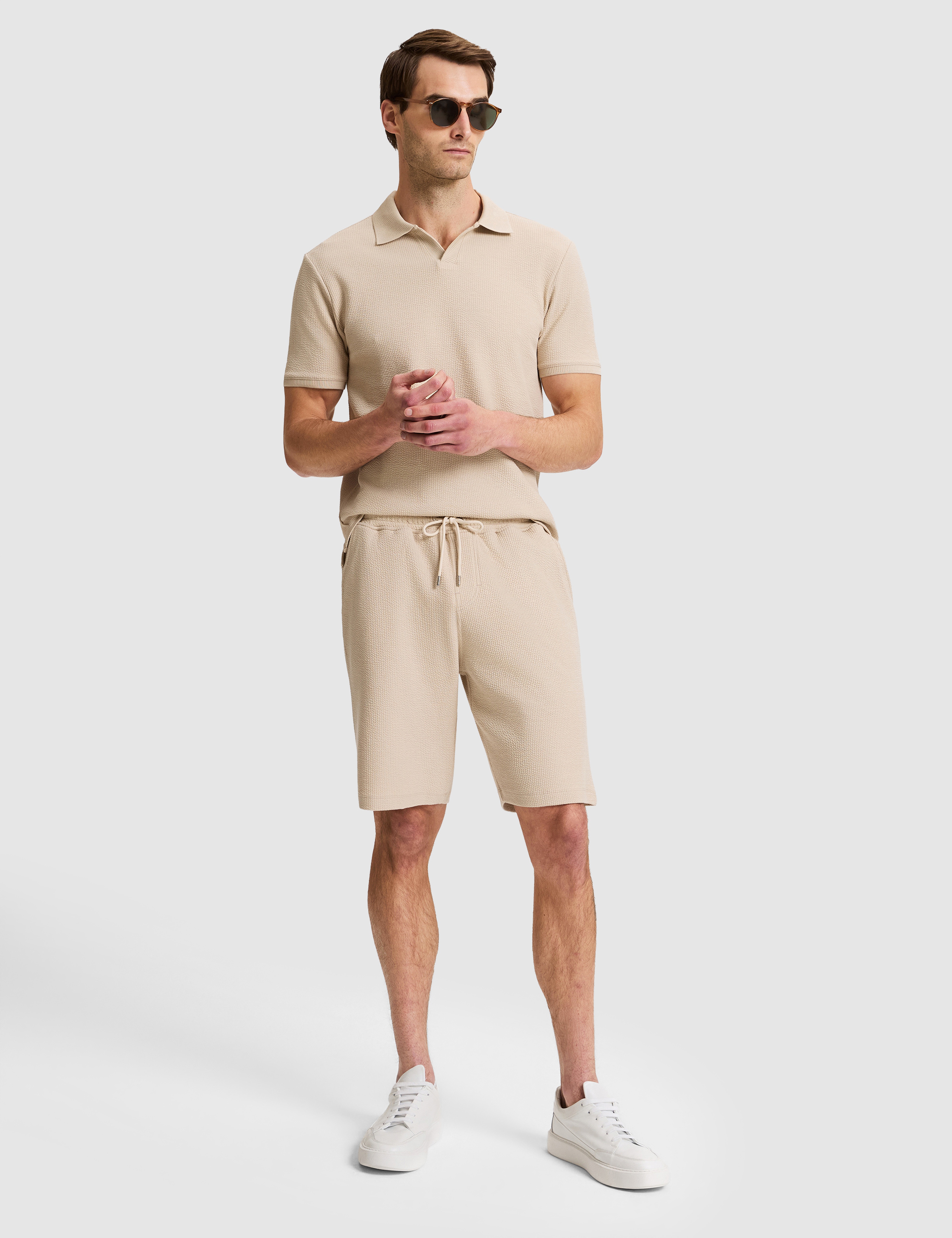Koyu Bej Comfort Fit Örme Şort - Image 1