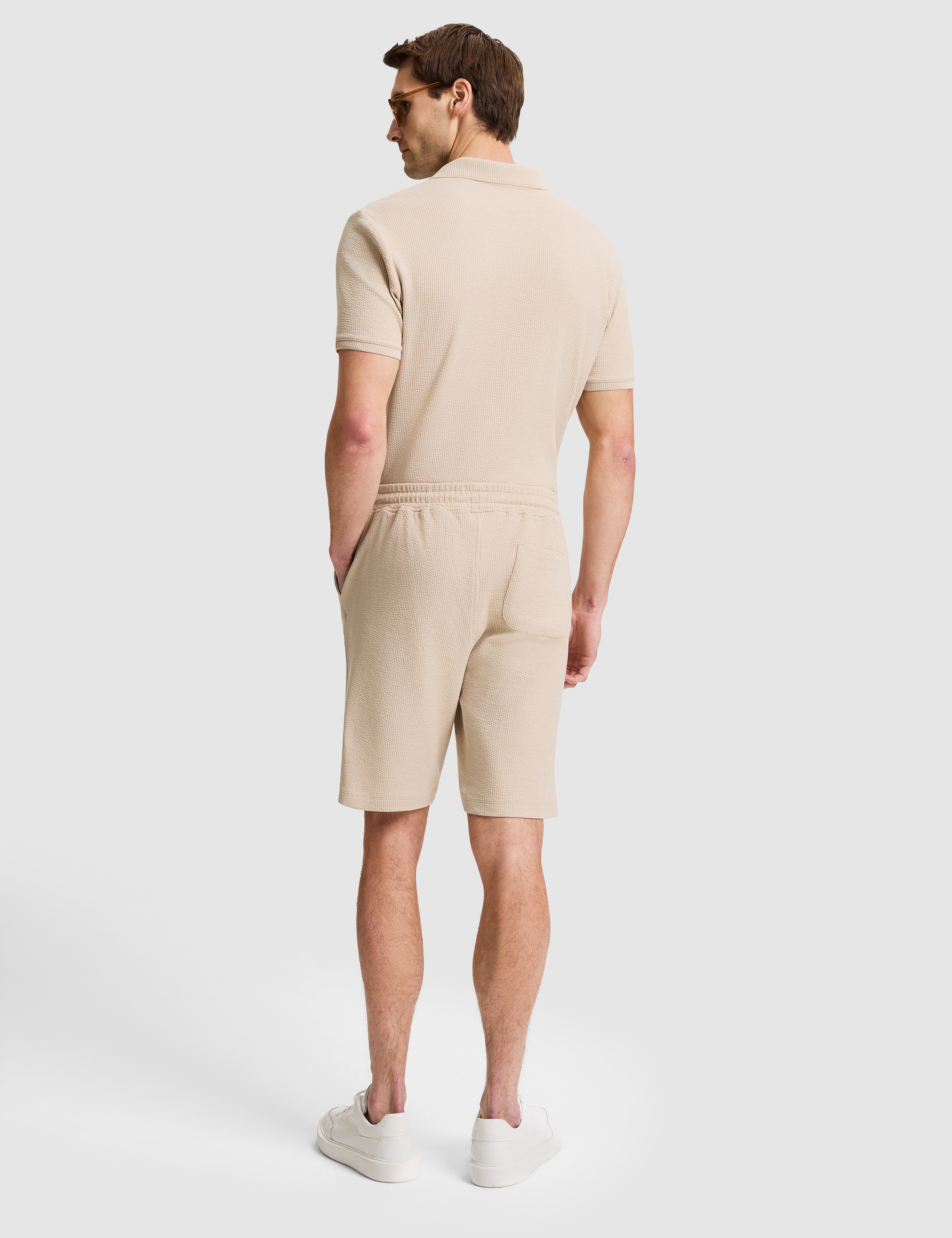 Koyu Bej Comfort Fit Örme Şort