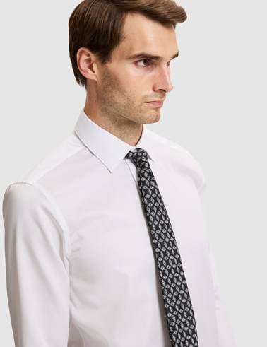 Beyaz Slim Fit Uzun Kollu Basic Gömlek
