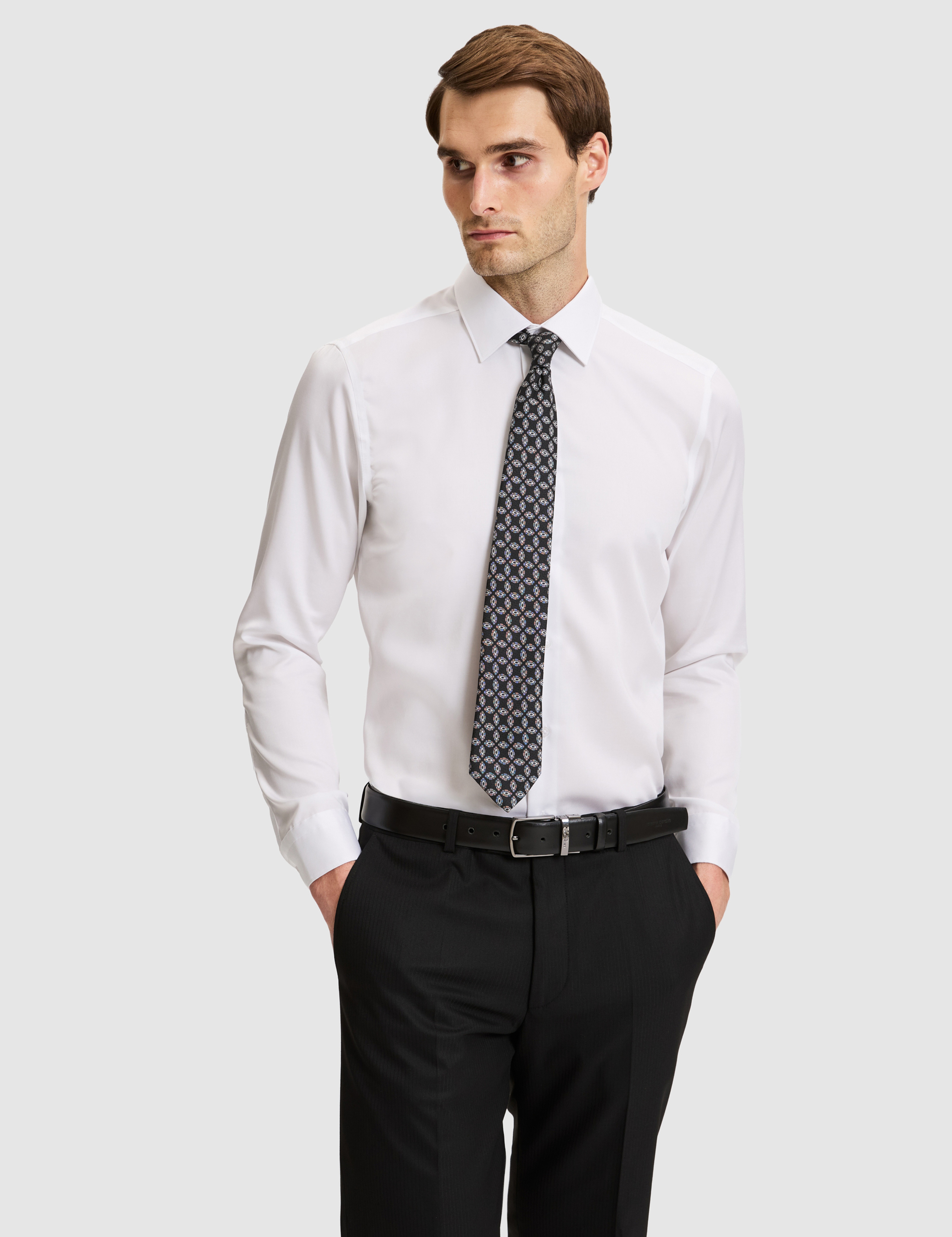 Beyaz Slim Fit Uzun Kollu Basic Gömlek - Image 1