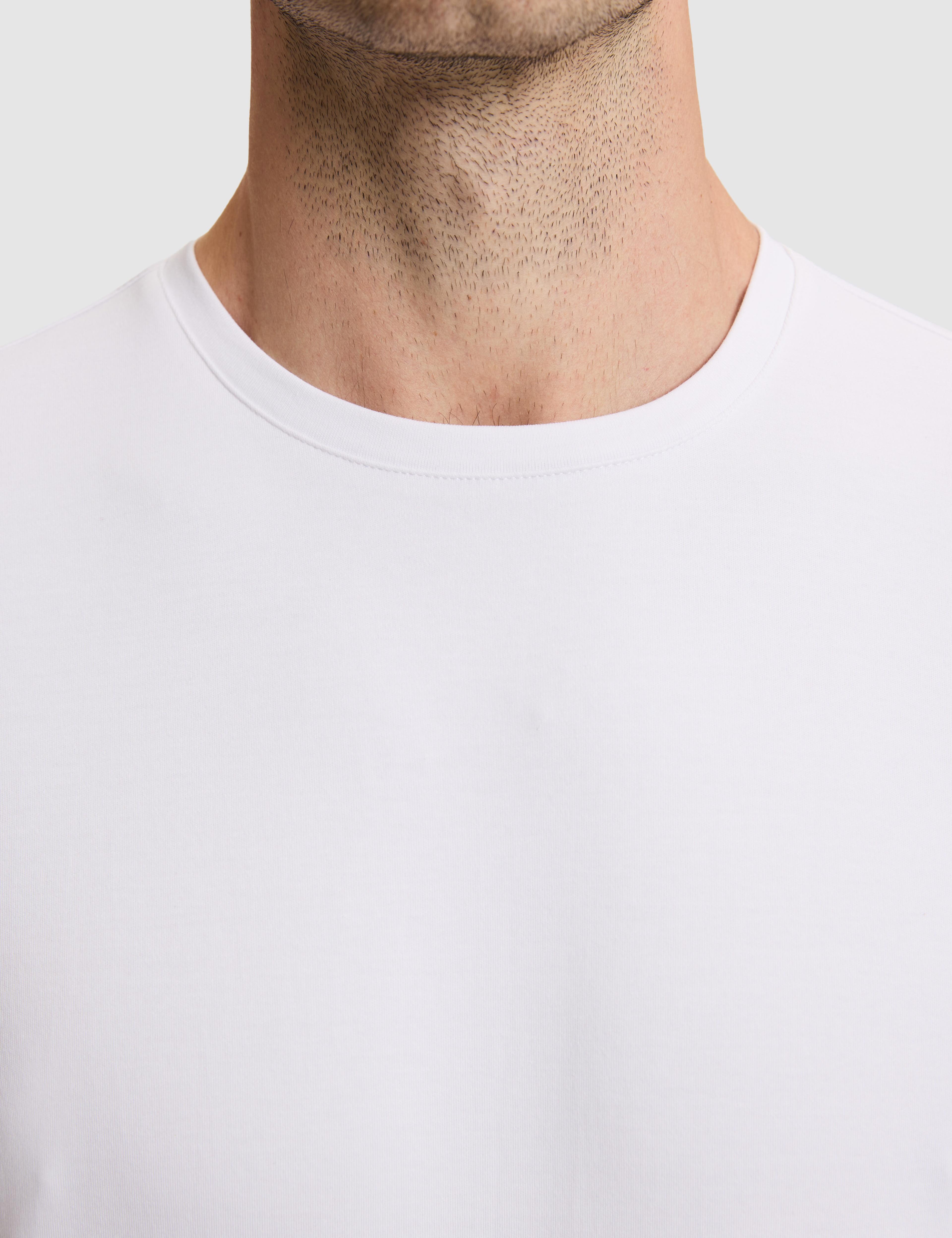 Beyaz Regular Fit Basic Tişört
