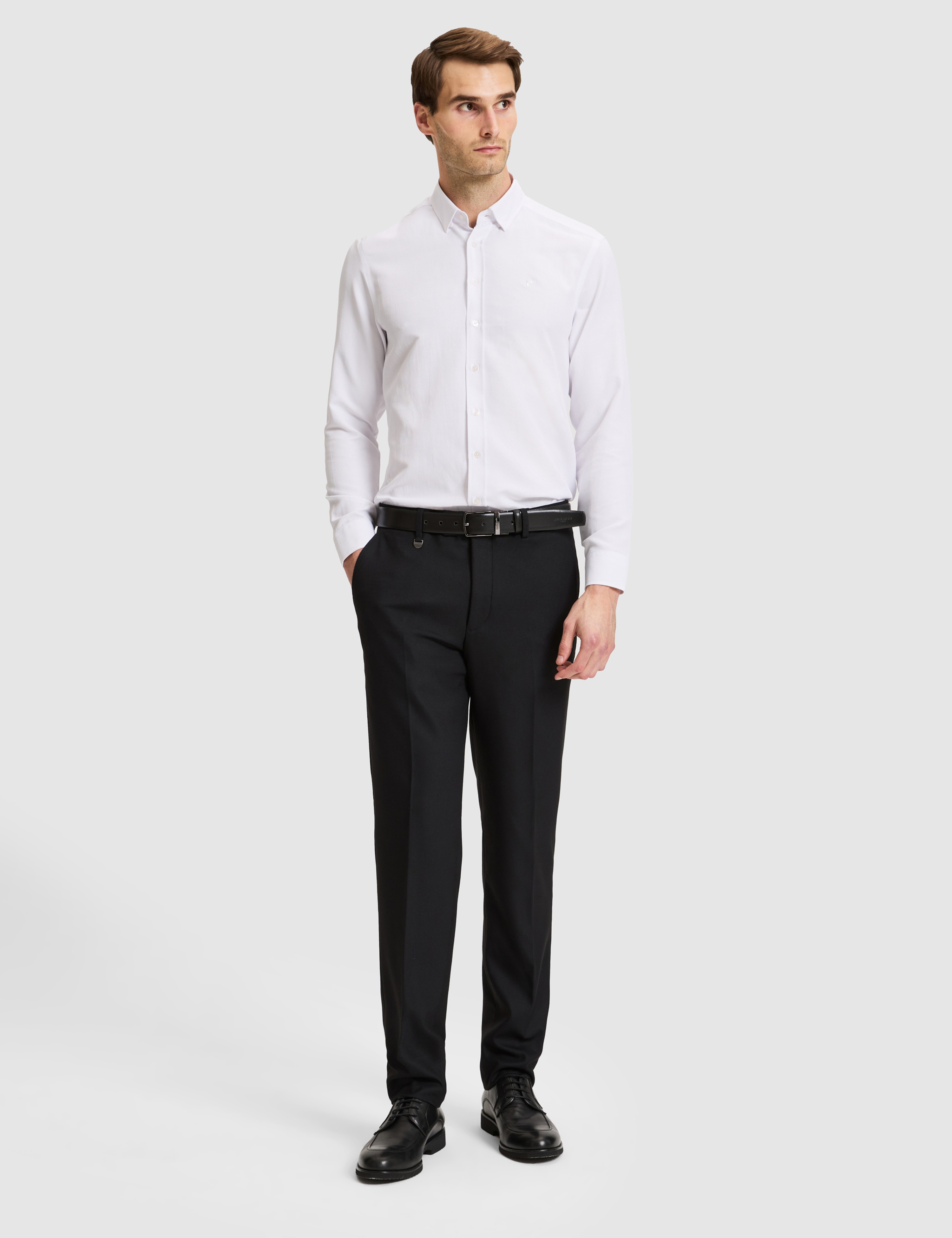 Beyaz Slim Fit Uzun Kollu Gömlek