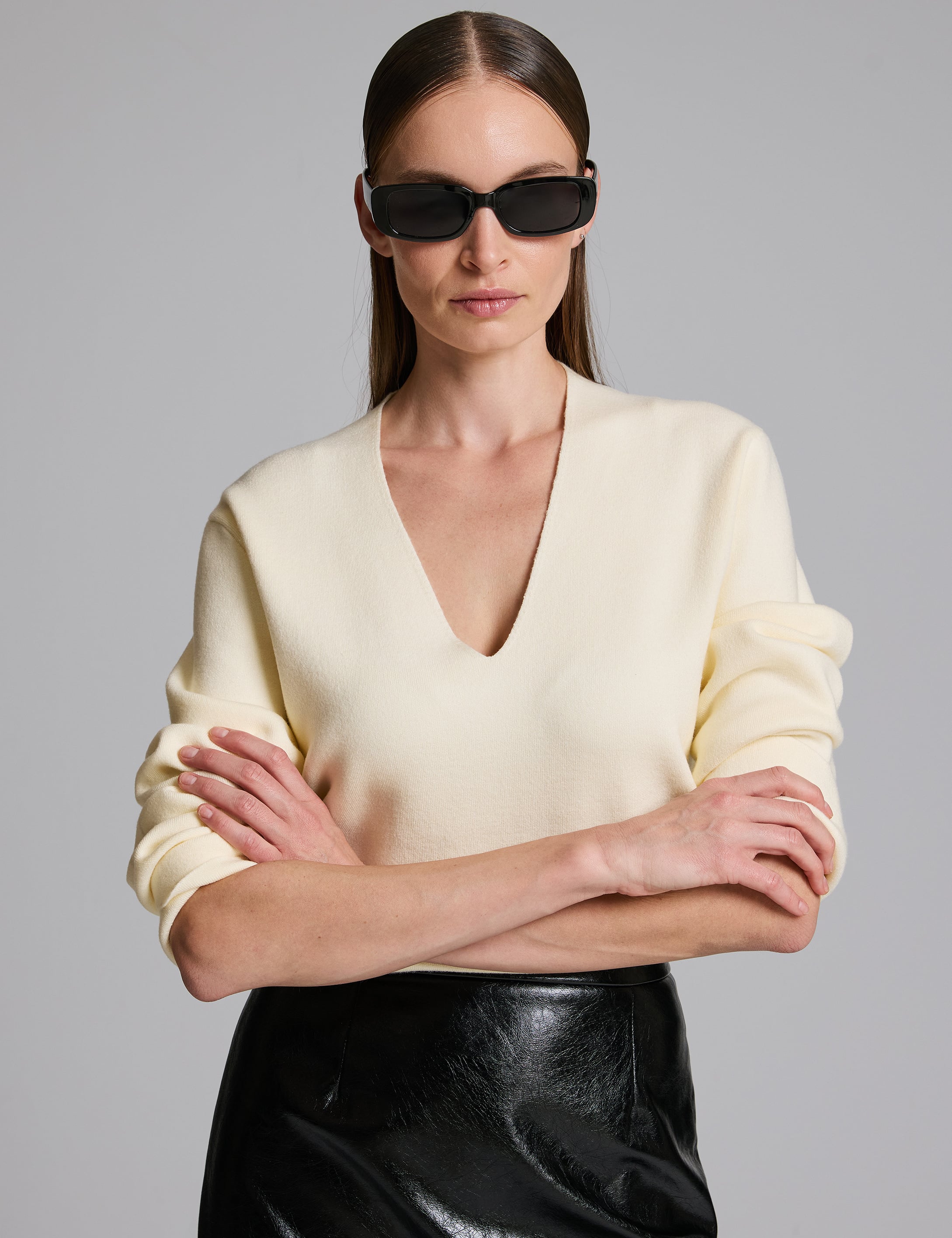 Ekru Regular Fit Kazak - Image 2
