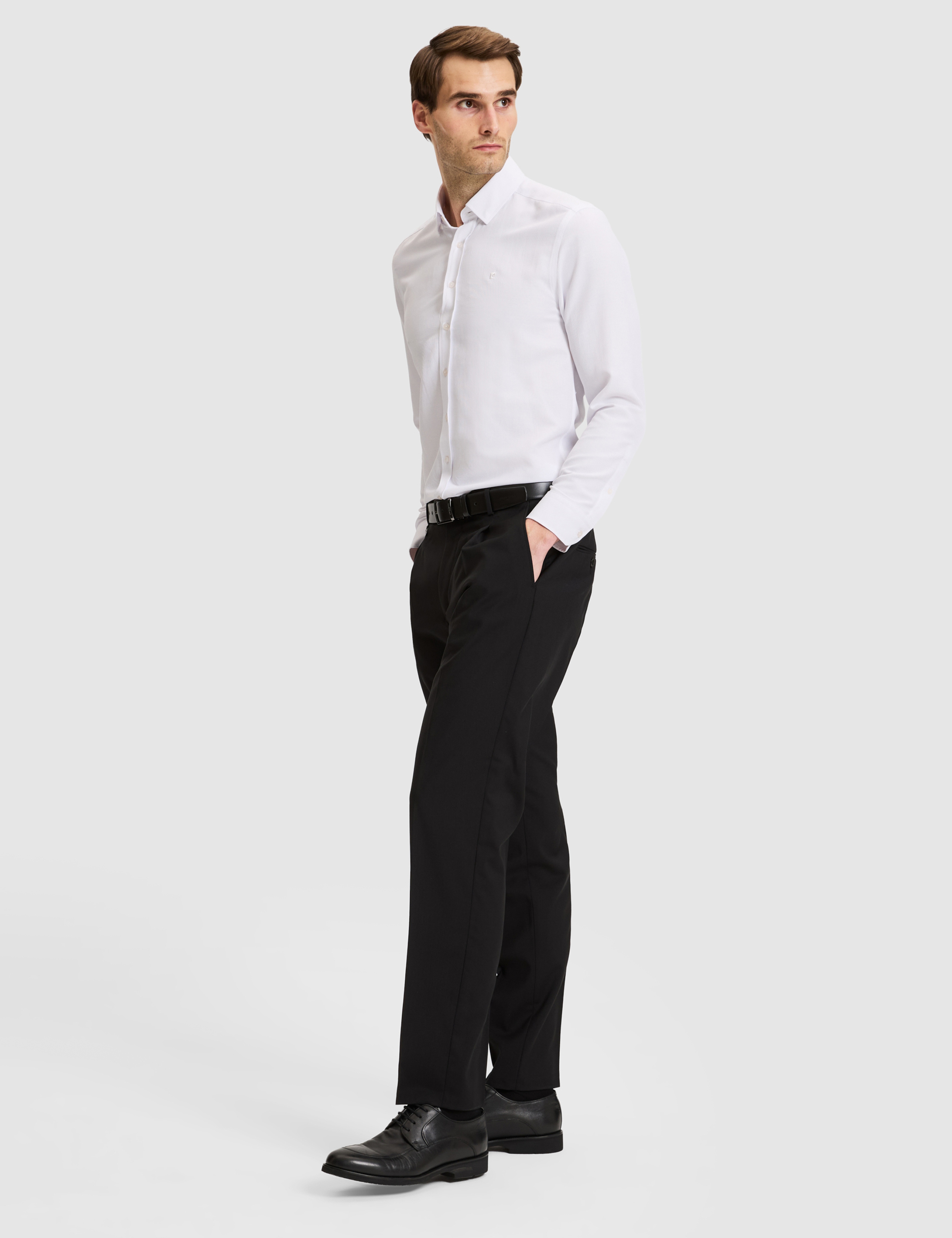 Siyah Slim Tailored Fit Pile Detaylı %100 Yün Kumaş Pantolon