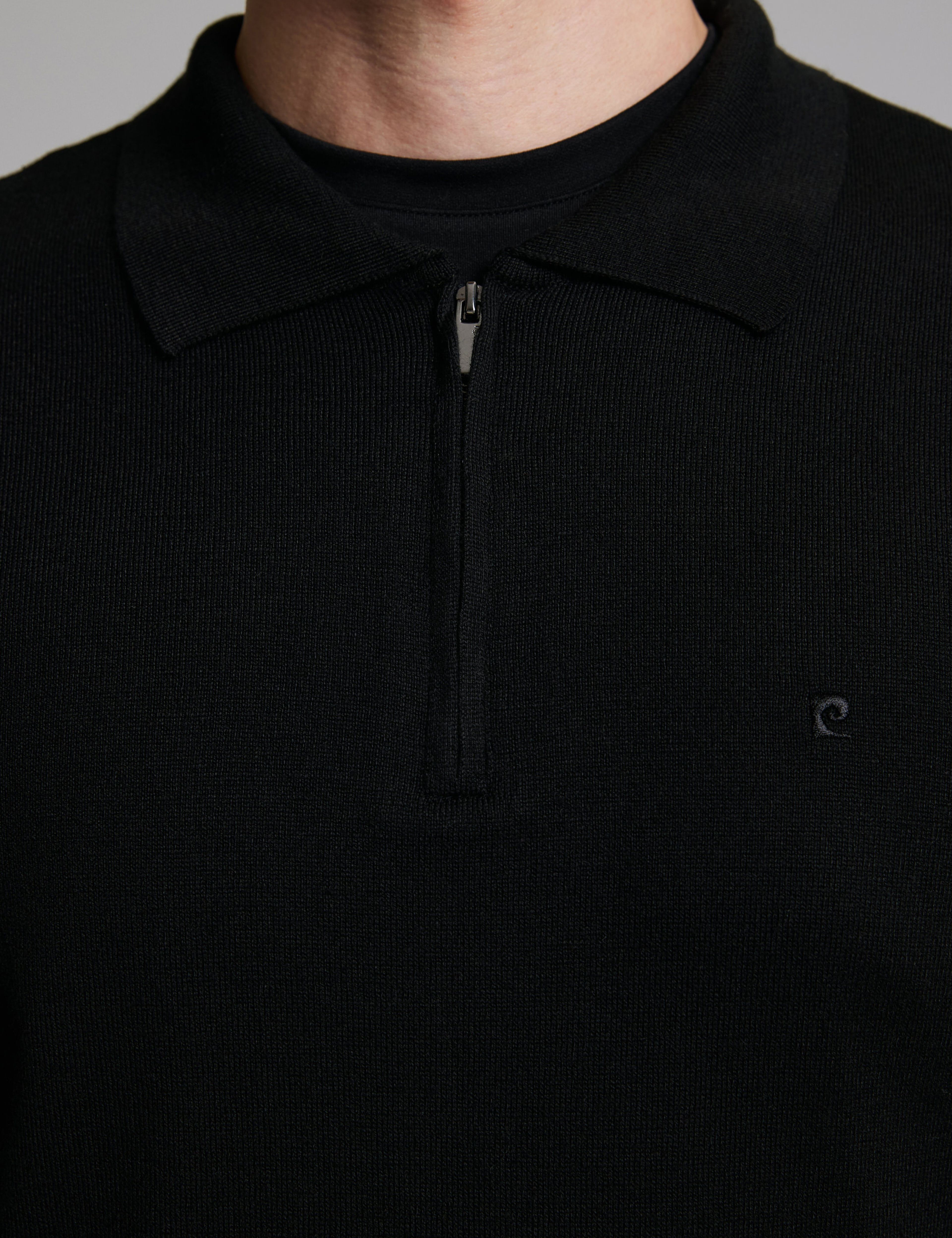 Siyah Slim Fit Fermuarlı Polo Yaka Basic Triko Kazak