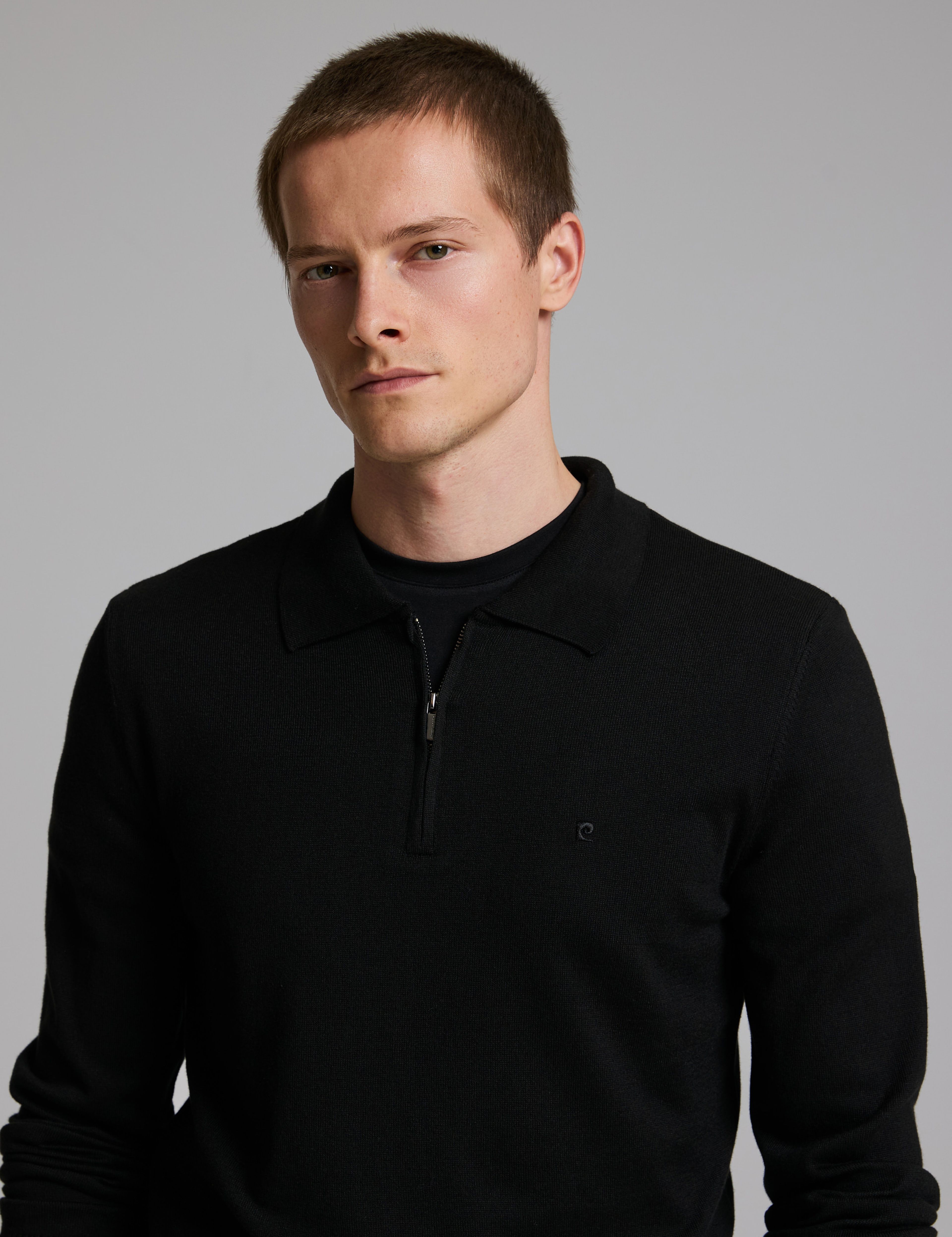 Siyah Slim Fit Fermuarlı Polo Yaka Basic Triko Kazak - Image 2